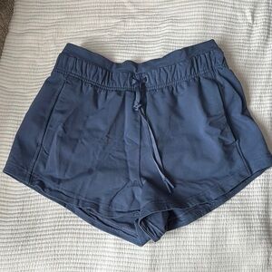 Lululemon Inner Glow HR Shorts 3” Sz 8